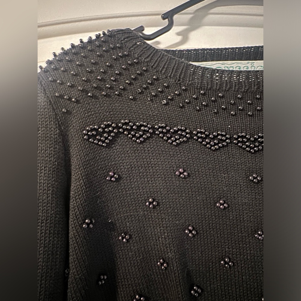 Moussie Slayer England hand made sweater in perfect condition!